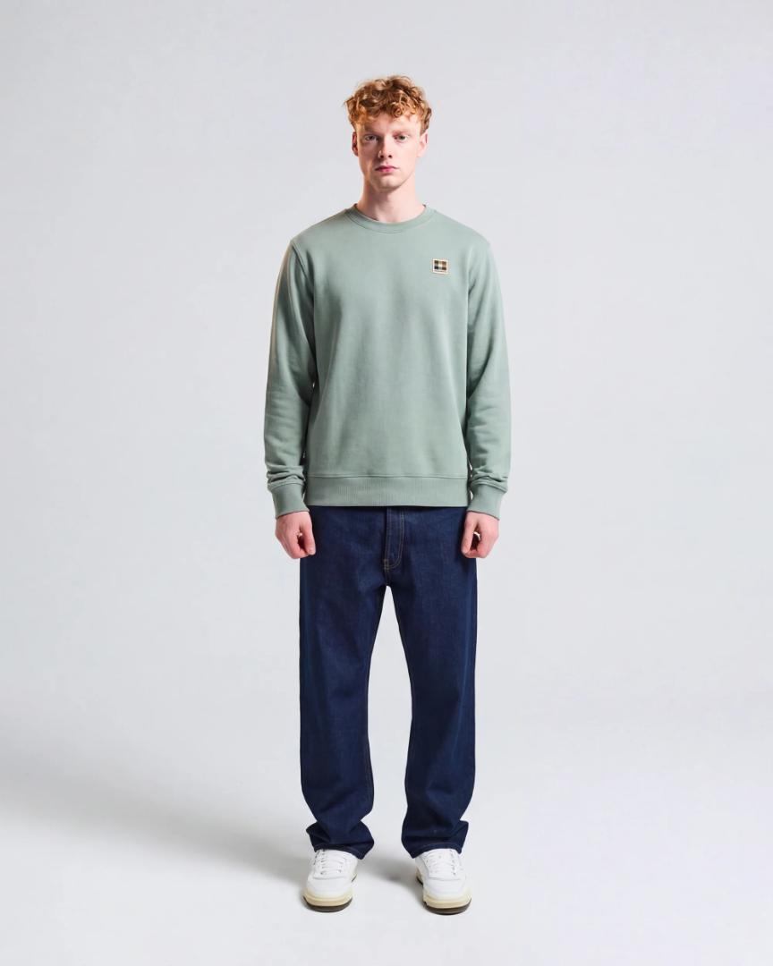 Aquascutum BADGE CREWNECK SALVIA